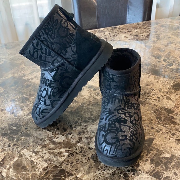 UGG Shoes - UGG Boots
